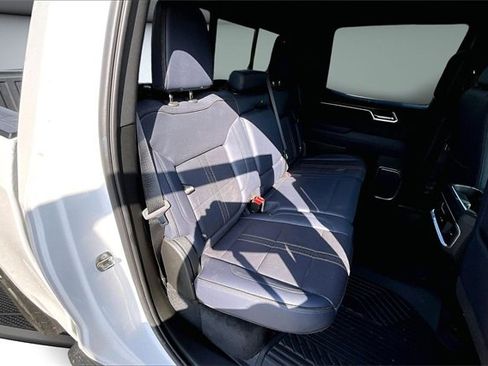 Used 2022 Chevrolet Silverado 1500 High Country w/ Z71 Off-Road Package image 26