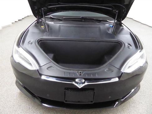 Used 2018 Tesla Model S 75D AWD/4WD image 35