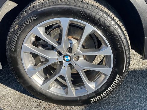 Used 2022 BMW X5 xDrive40i w/ Premium Package image 24