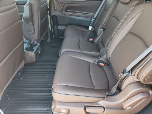 New 2026 Honda Odyssey Touring image 34