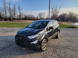 Used 2020 Ford EcoSport S video 1
