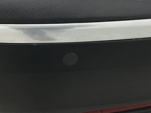 Used 2017 Cadillac XT5 Luxury image 13