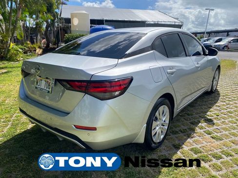 Used 2020 Nissan Sentra S w/ Trunk Package FWD image 7