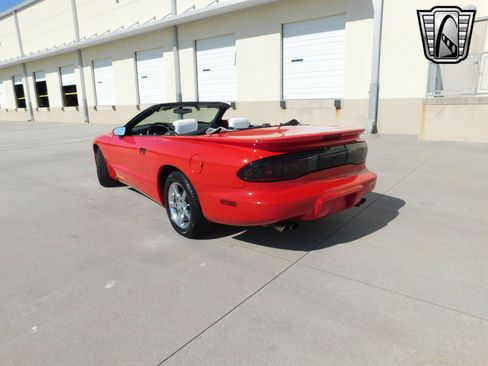 Used 1997 Pontiac Firebird Formula image 8