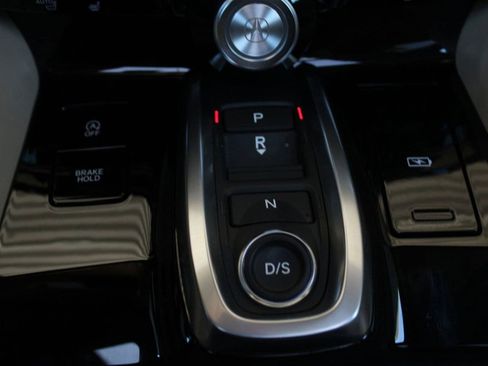 Certified 2025 Acura MDX FWD w/ Technology Package image 31