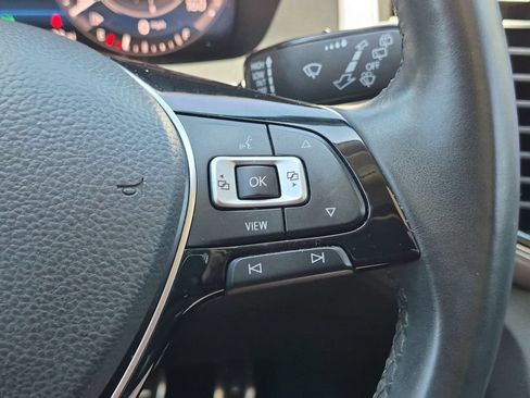 Used 2019 Volkswagen Atlas SEL R-Line FWD image 13