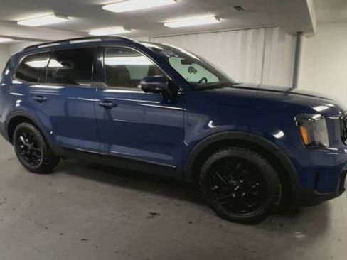 Used 2024 Kia Telluride SX Prestige X-Pro AWD/4WD image 2