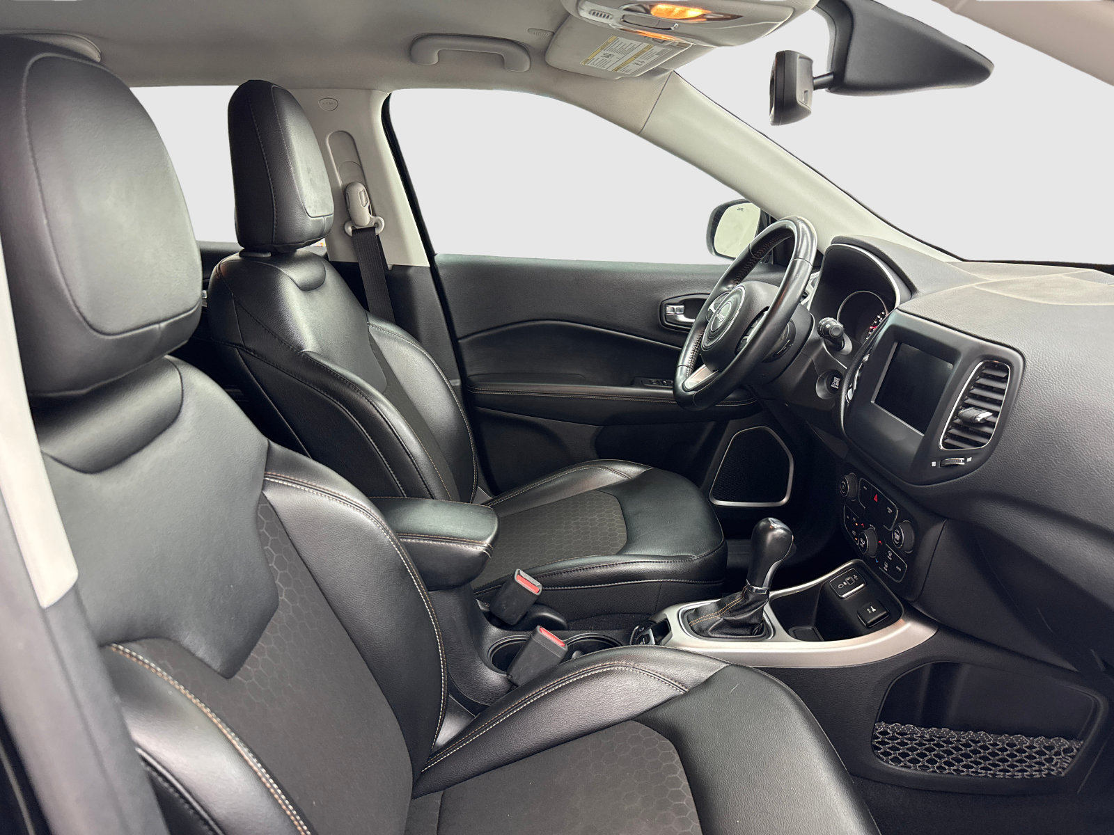 Used 2020 Jeep Compass Latitude w/ Popular Equipment Group FWD image 38