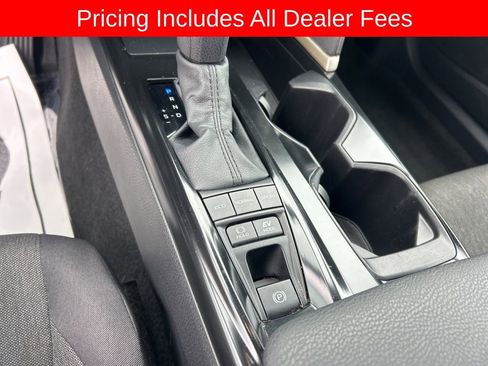Used 2025 Toyota Camry LE FWD image 10