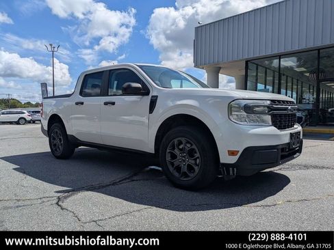 Used 2023 Ford Maverick XLT FWD image 1