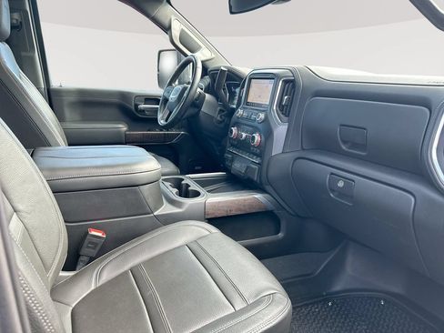 Used 2023 GMC Sierra 3500 Denali AWD/4WD image 32