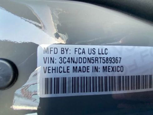 Used 2024 Jeep Compass Trailhawk image 29