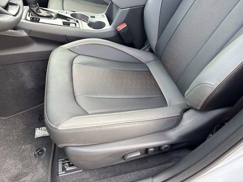 New 2026 Subaru Crosstrek 2.5i Limited w/ Crosstrek Mirror Package image 15