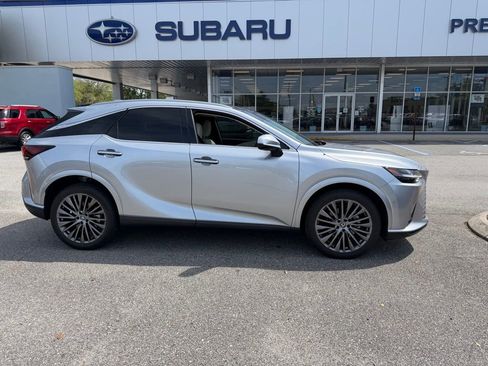 Used 2024 Lexus RX 350 FWD image 2