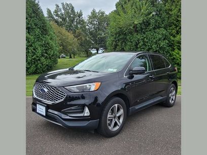 Used 2023 Ford Edge SEL w/ Convenience Package