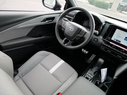 Certified 2026 Toyota Camry SE w/ Convenience Package FWD image 9