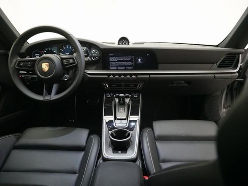 Used 2022 Porsche 911 Carrera 4S image 18