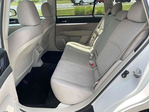 Used 2014 Subaru Outback 2.5i Premium AWD/4WD image 40