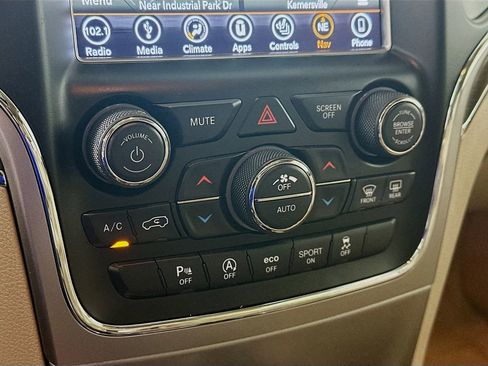 Used 2018 Jeep Grand Cherokee Overland image 18