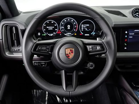 New 2026 Porsche Cayenne Coupe AWD/4WD image 13