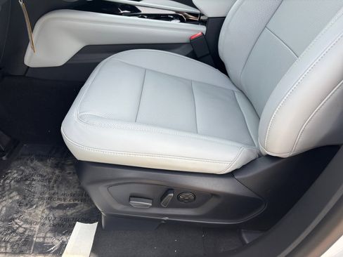 New 2026 Ford Explorer Platinum image 13