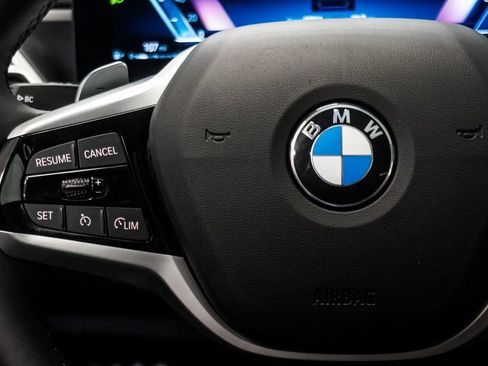 Used 2025 BMW 330i Sedan RWD image 17