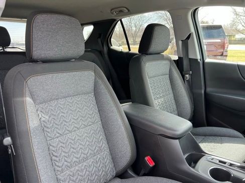 Used 2024 Chevrolet Equinox LT image 8