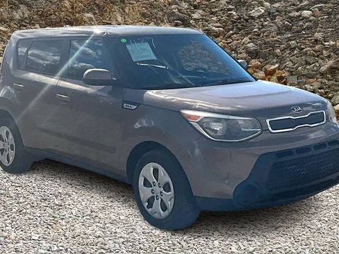 Used 2015 Kia Soul Base image 10