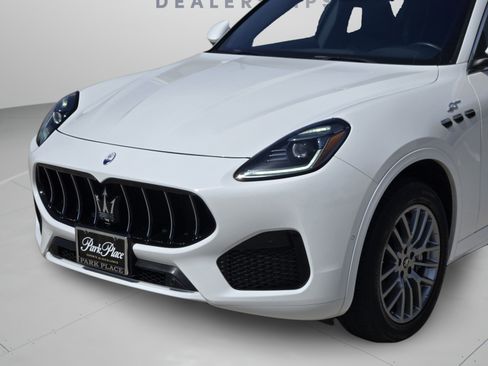 Used 2024 Maserati Grecale GT AWD/4WD image 31