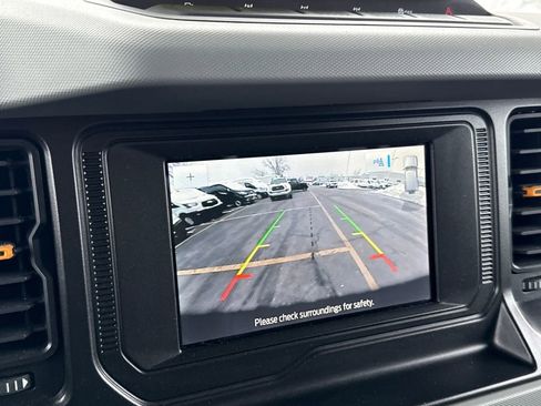 Certified 2022 Ford Bronco Badlands image 22