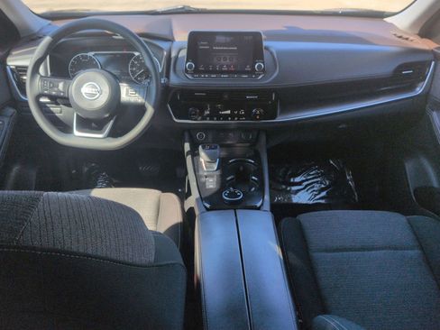 Certified 2021 Nissan Rogue SV image 25