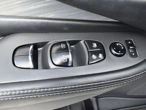 Used 2018 Nissan Murano Platinum FWD image 41