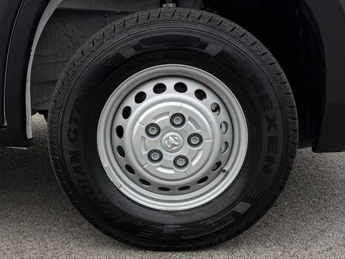 Used 2025 RAM ProMaster 2500 w/ Convenience Group image 53