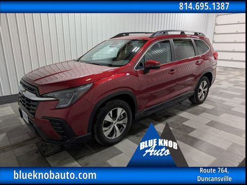 Used 2023 Subaru Ascent Premium w/ Convenience Package AWD/4WD image 1
