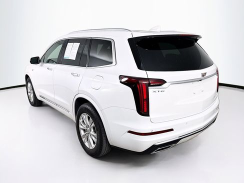 Used 2024 Cadillac XT6 Luxury image 31
