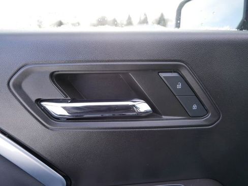 Used 2024 Chevrolet Colorado Z71 w/ Z71 Convenience Package 2 image 14