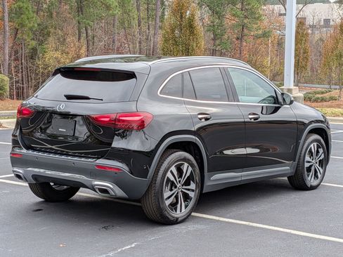 Certified 2025 Mercedes-Benz GLA 250 image 10