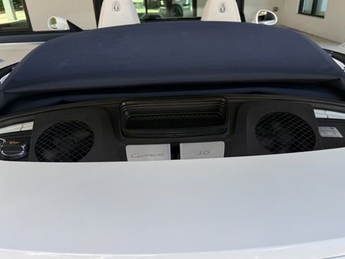 Used 2018 Porsche 911 Carrera image 43