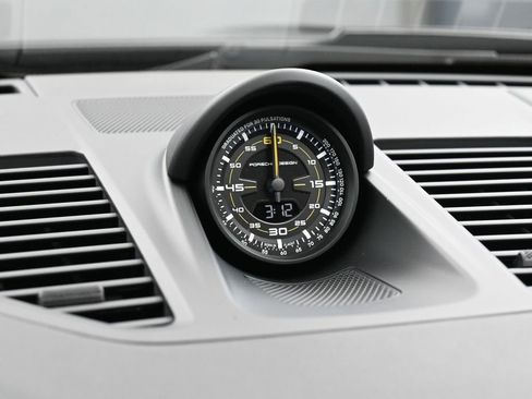 New 2026 Porsche 911 GT3 image 21