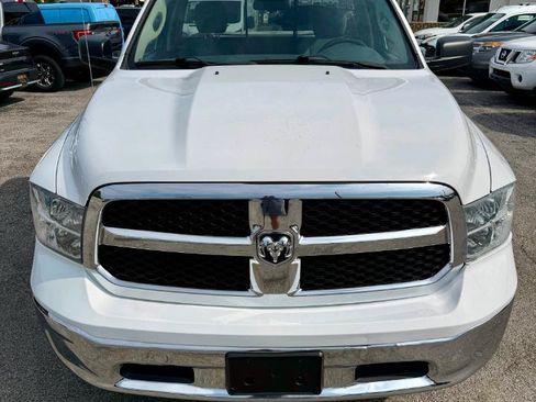 Used 2017 RAM 1500 Classic SLT AWD/4WD image 10