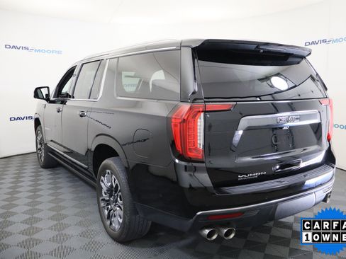 Used 2023 GMC Yukon XL Denali Ultimate AWD/4WD image 8