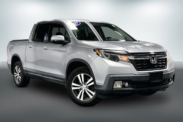 Used 2017 Honda Ridgeline RTS image 1
