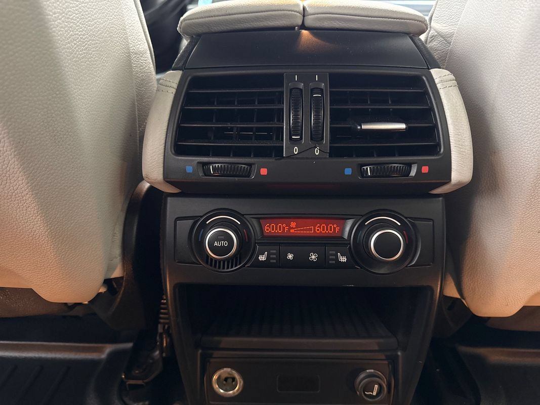 Used 2011 BMW X5 M AWD/4WD image 17