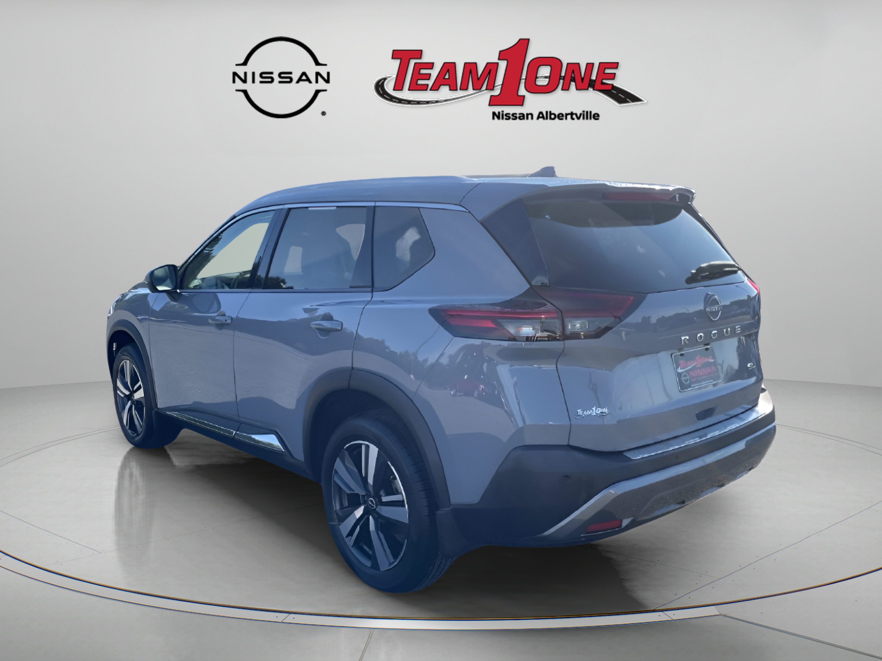 Used 2023 Nissan Rogue SL FWD image 6