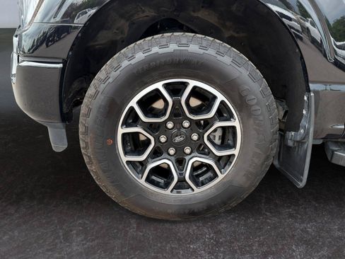 Used 2022 Ford F150 XLT w/ Equipment Group 302A High AWD/4WD image 25