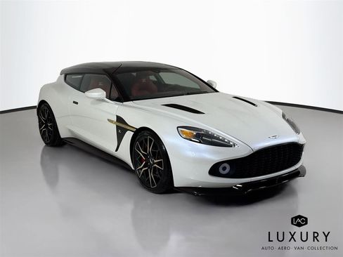 Used 2019 Aston Martin Vanquish Zagato RWD image 3