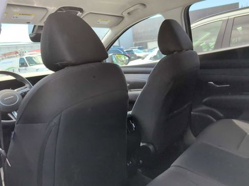 Used 2025 Hyundai Tucson SEL AWD/4WD image 18