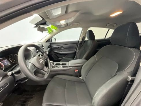 Used 2025 Nissan Sentra S FWD image 13