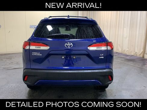 Used 2022 Toyota Corolla Cross LE AWD/4WD image 4