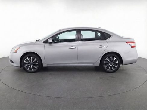 Used 2015 Nissan Sentra SV image 4